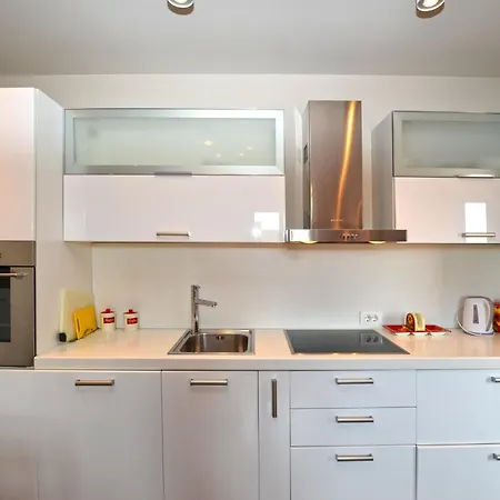 Serenity Apartman *