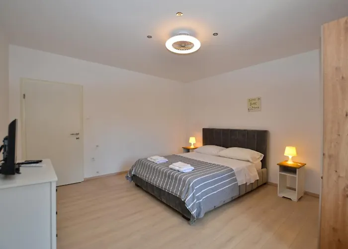 Serenity アパート *